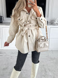 Lange Wolljacke in Volltonfarbe mit Gürtel