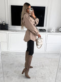 Lange Wolljacke in Volltonfarbe mit Gürtel