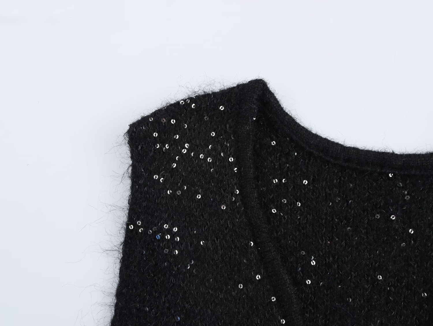 Bright Silk Blended Sleeveless Knit Vest with Ruyi Collar