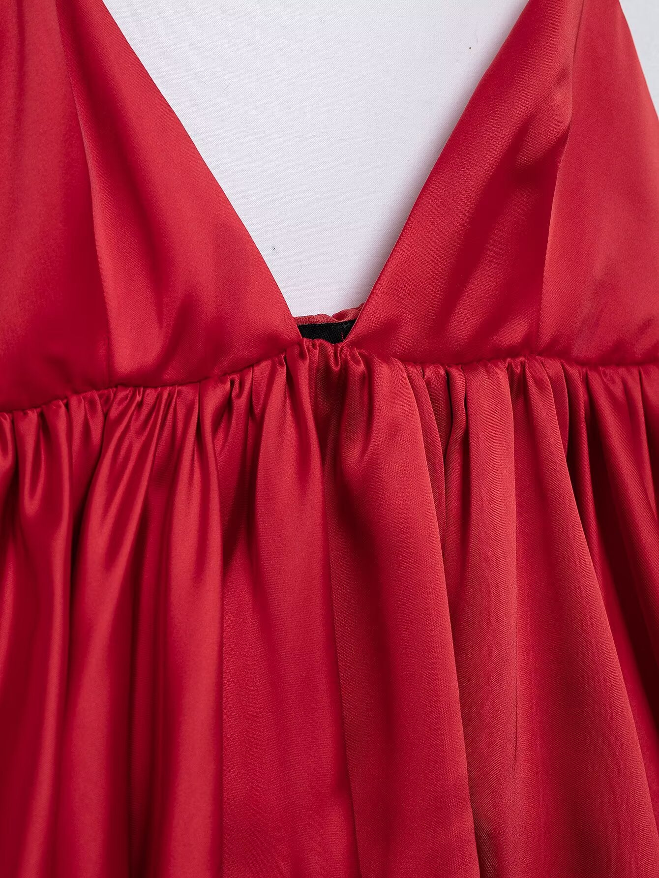 Sexy Silk Satin Sleeveless Sling Top