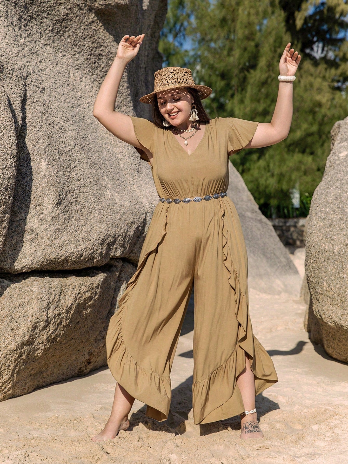 Plus Size Brown Waist Short Sleeve Beach Jumpsuit with Fish Mouth Pants