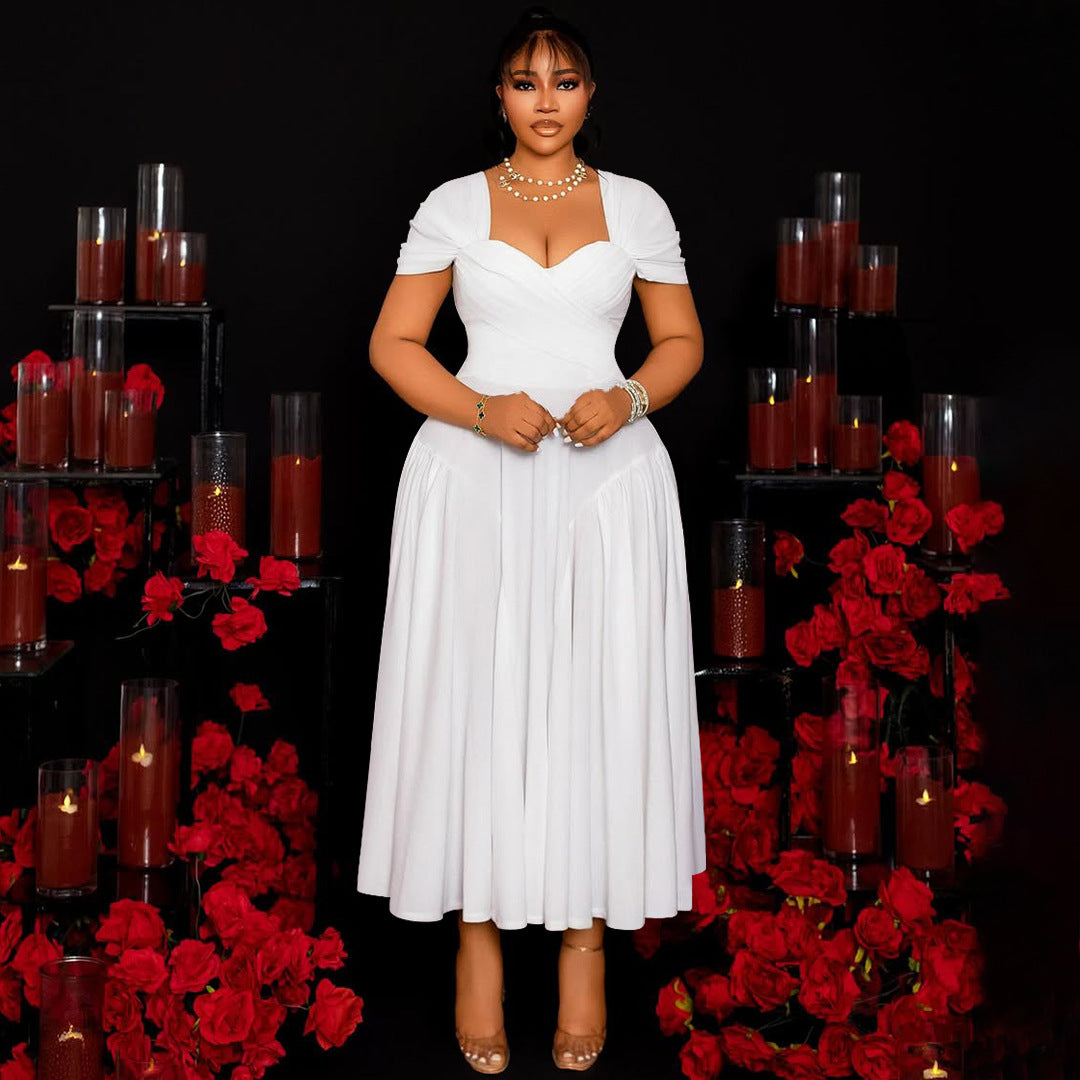 Schwarzes Maxikleid mit geknöpftem Kragen