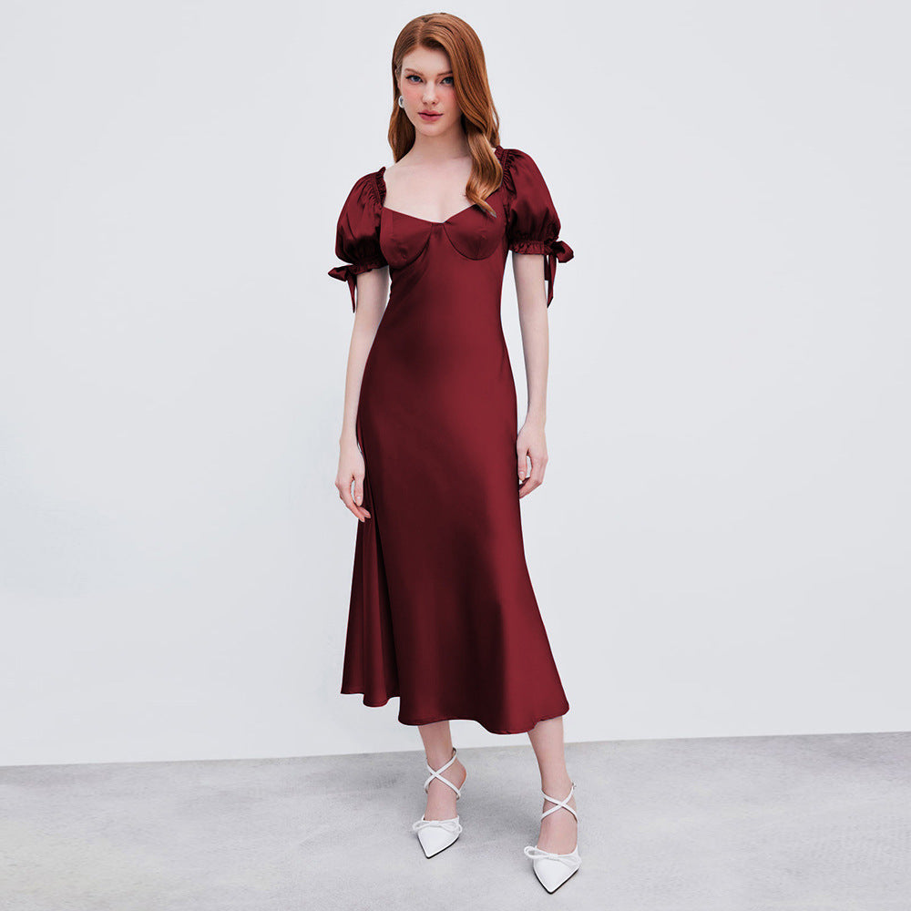 Robe de soirée queue de poisson en satin bordeaux