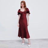 Robe de soirée queue de poisson en satin bordeaux