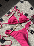 Einfarbiger Bikini-Badeanzug mit Muschelkette