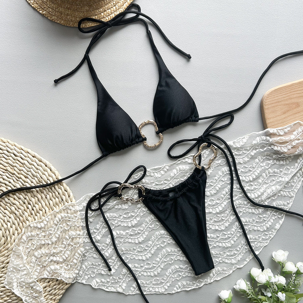 Maillot de bain bikini sexy à nouer et dos nu de couleur unie