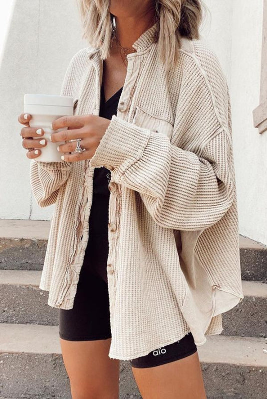 Asymmetrische Shacket mit Polokragen und Taschen