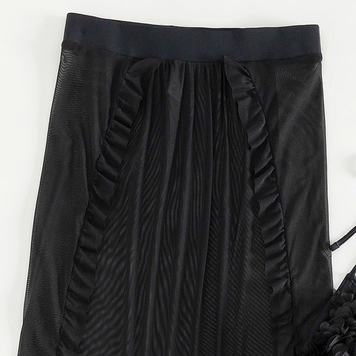 Ensemble bikini trois pièces avec robe longue en maille