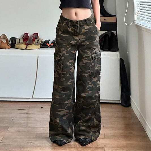 Camo Multi Pocket Low Waist Jeans