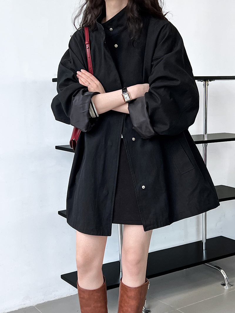 Trench-coat minimaliste japonais à col montant