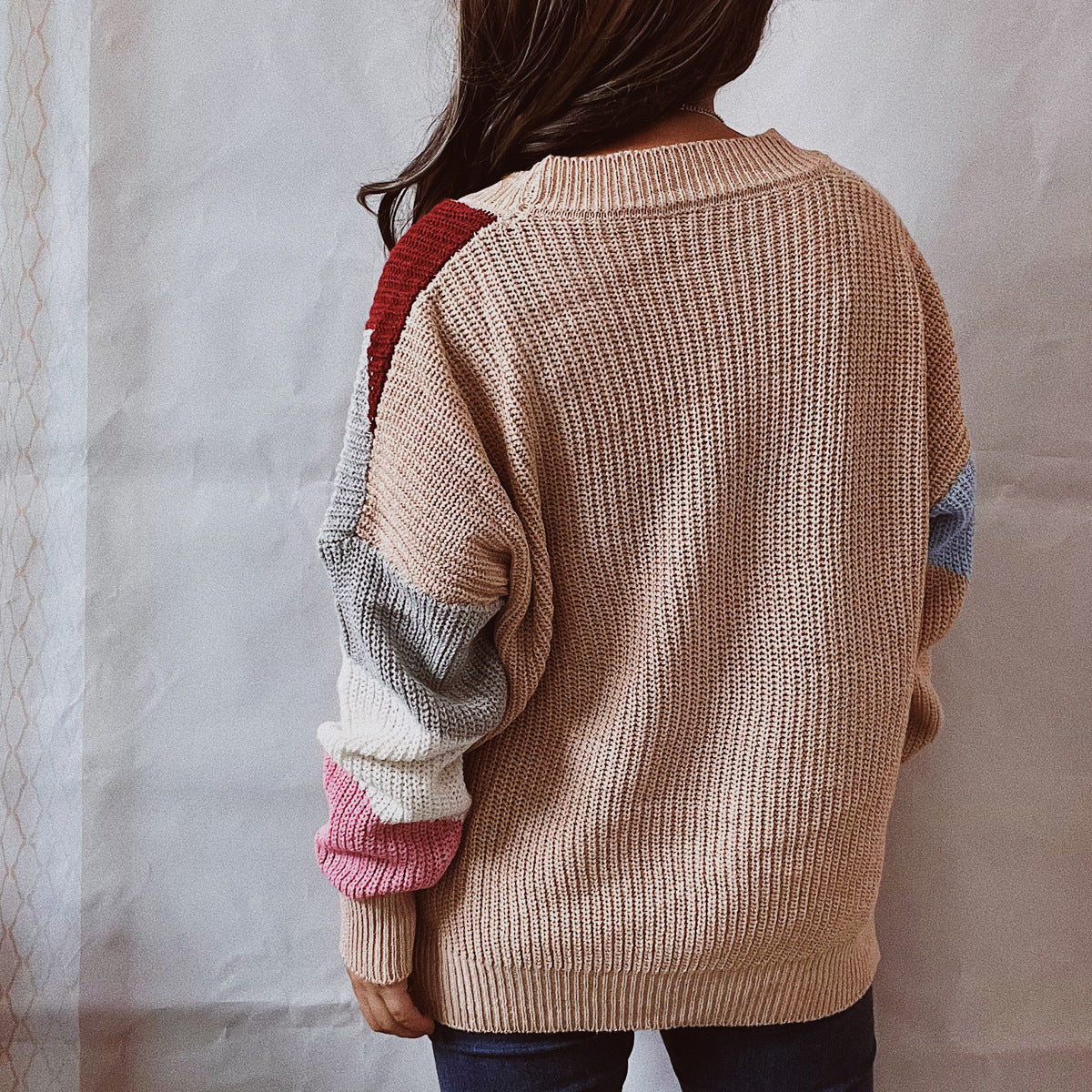 Cardigan décontracté en tricot à simple boutonnage, coutures asymétriques irrégulières et contrastées