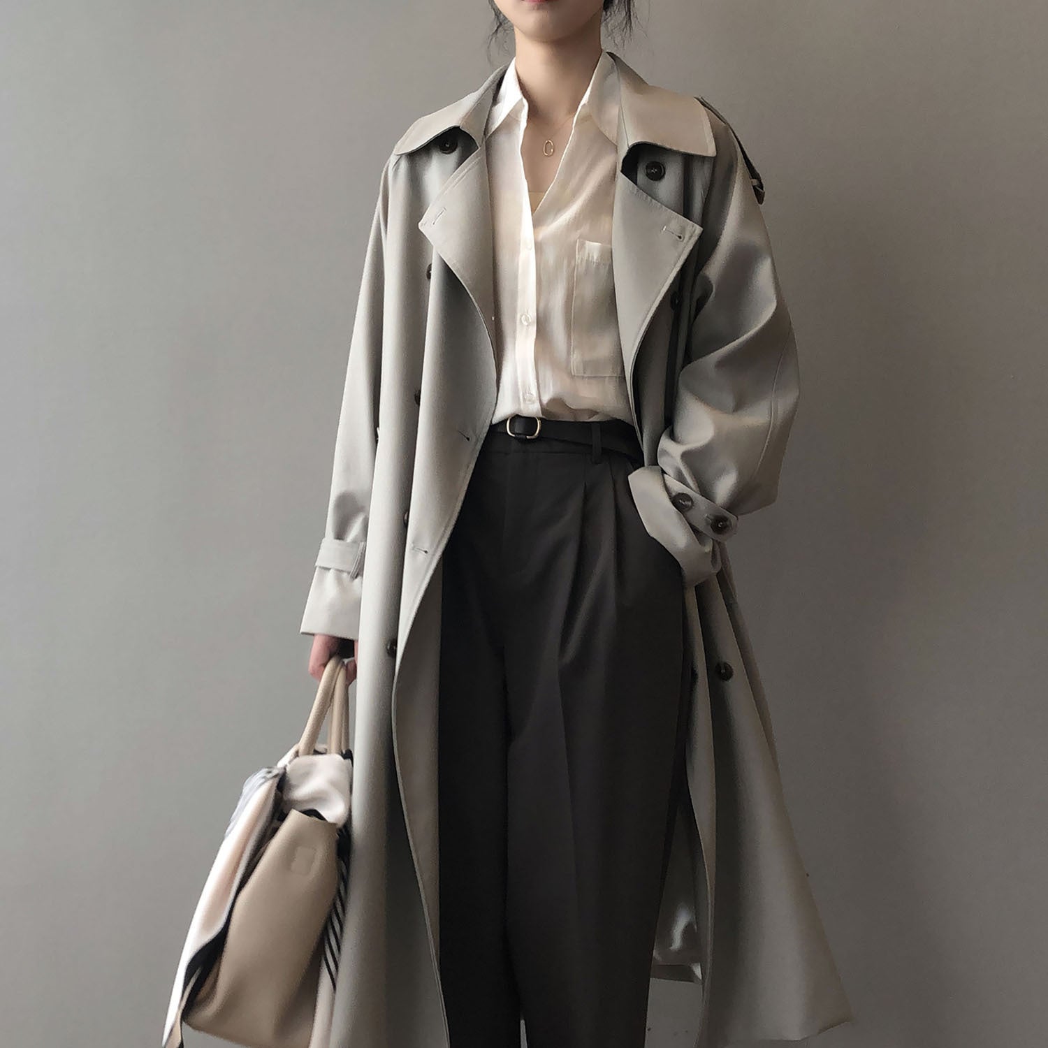 Autumn Elegance Schlankmachender Trenchcoat