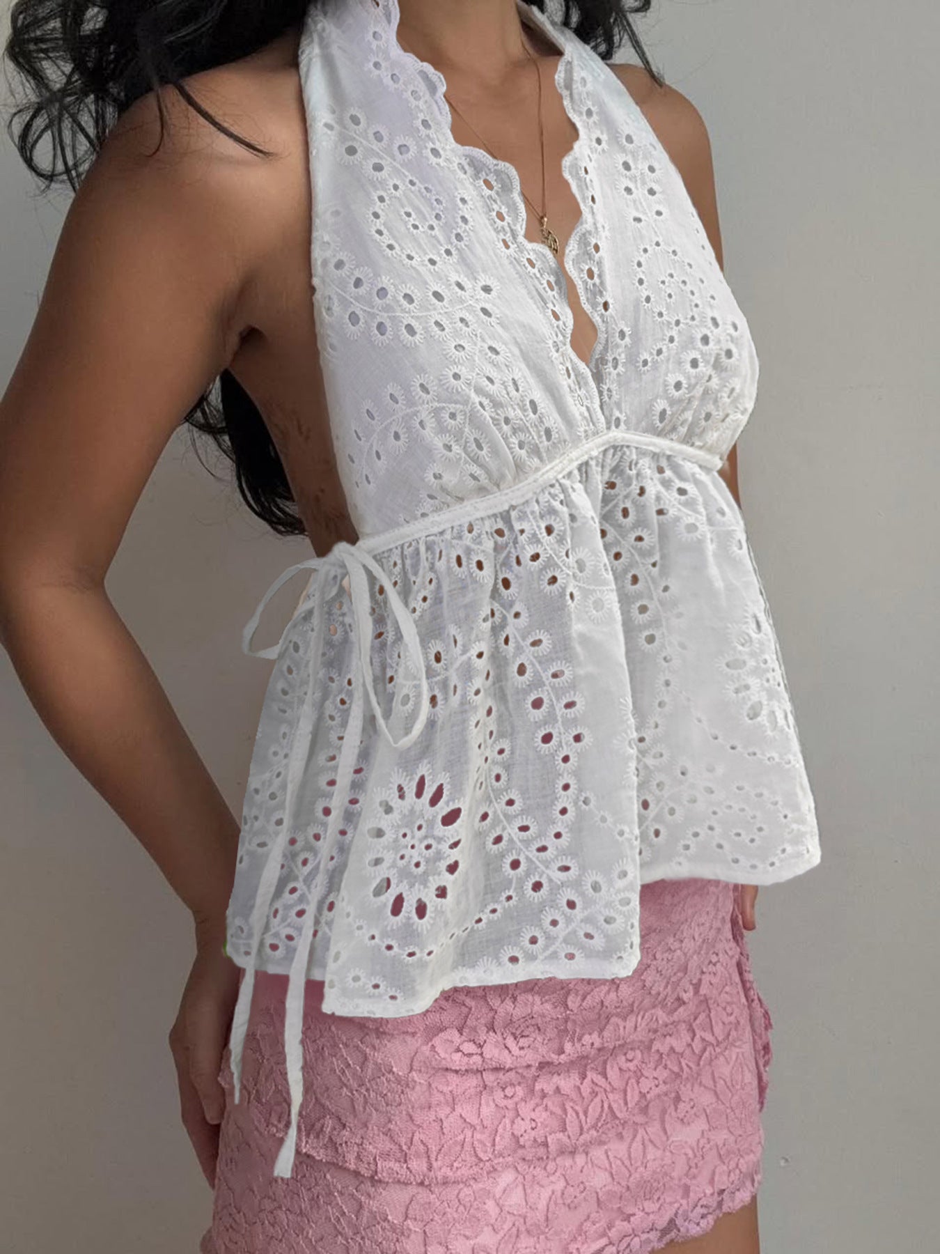 Sexy Set aus Neckholder-Weste mit Jacquard-Spitzenrand und hoch tailliertem Rock