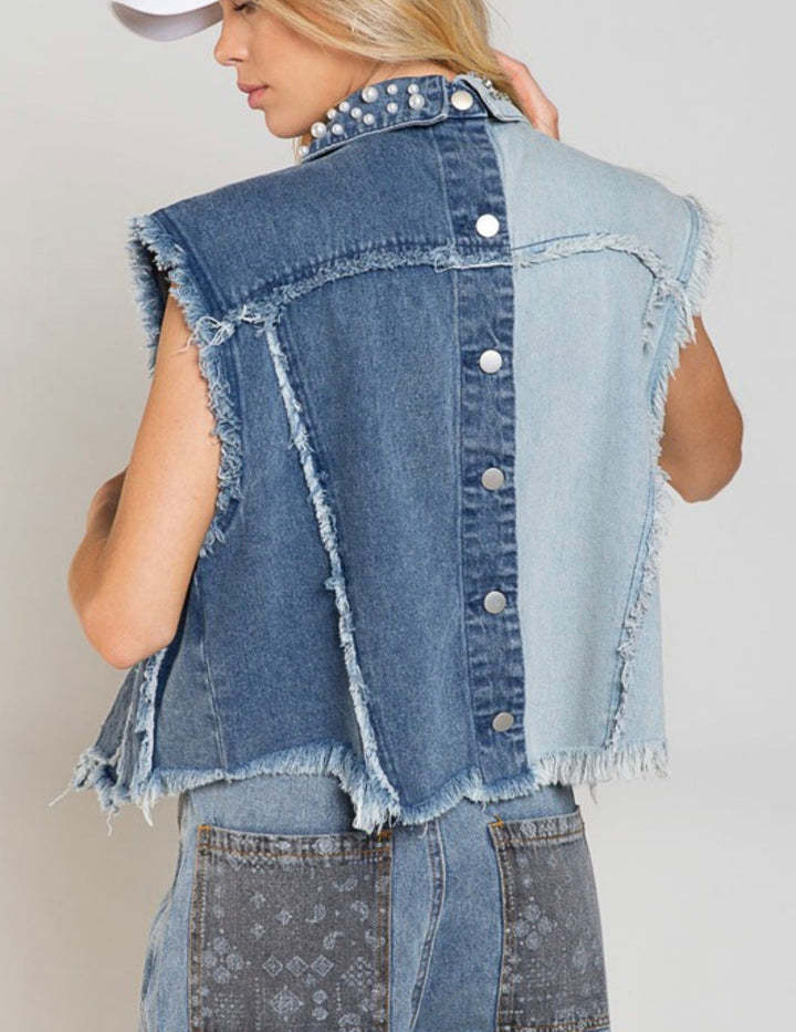 Jeansweste mit Perlen-Patchwork