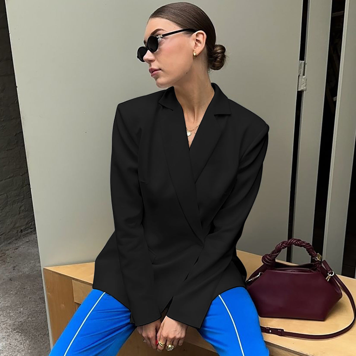 Backless Slim Fit Long Sleeve Blazer