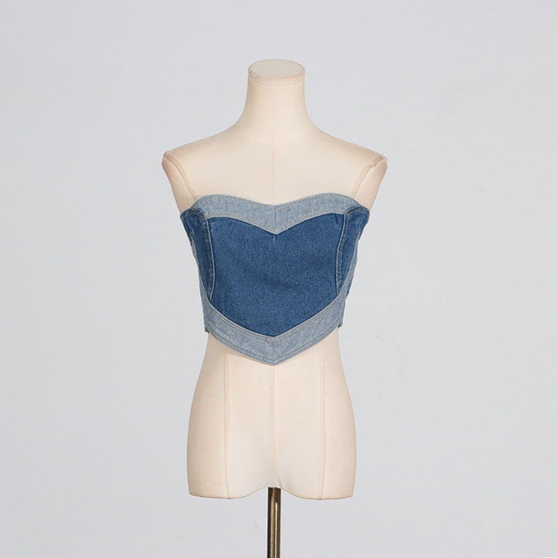 Hochwertiges Tube-Top aus blauem Denim mit liebevollen Herz-Nähten für Damen