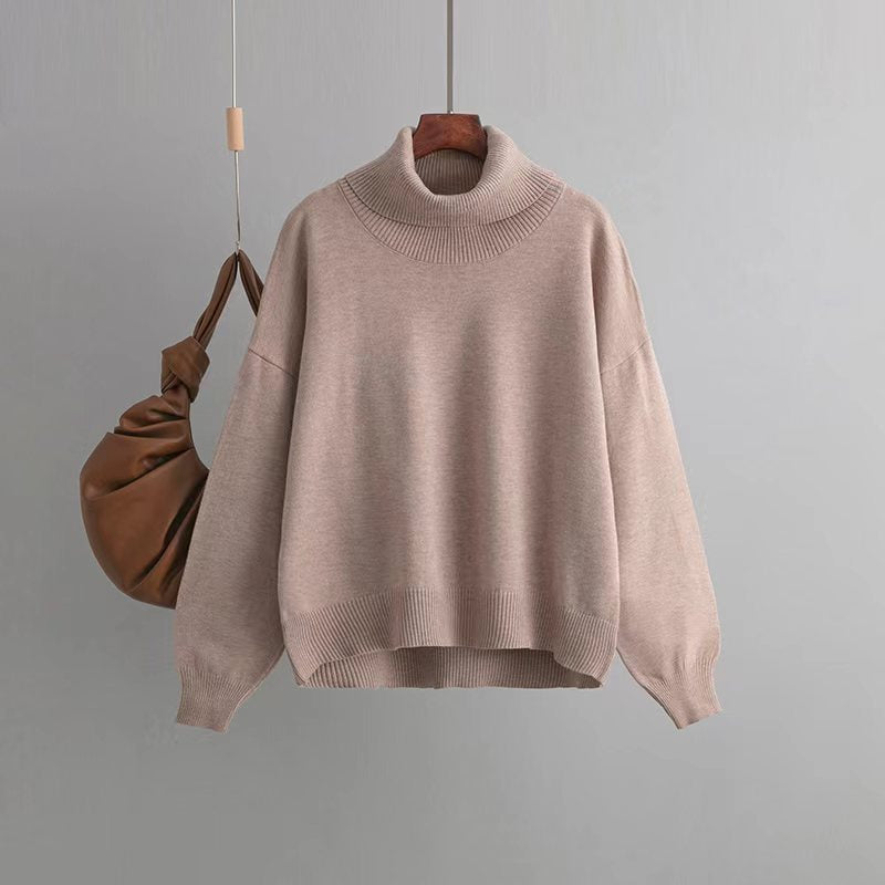 Locker sitzender Strickpullover mit hohem Kragen für Damen