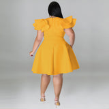 Lebendiges Swing-Kleid in Übergröße für formelle Anlässe