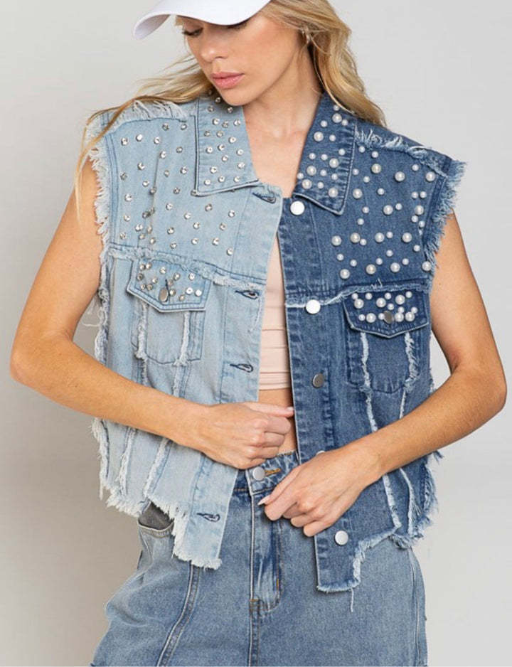Jeansweste mit Perlen-Patchwork