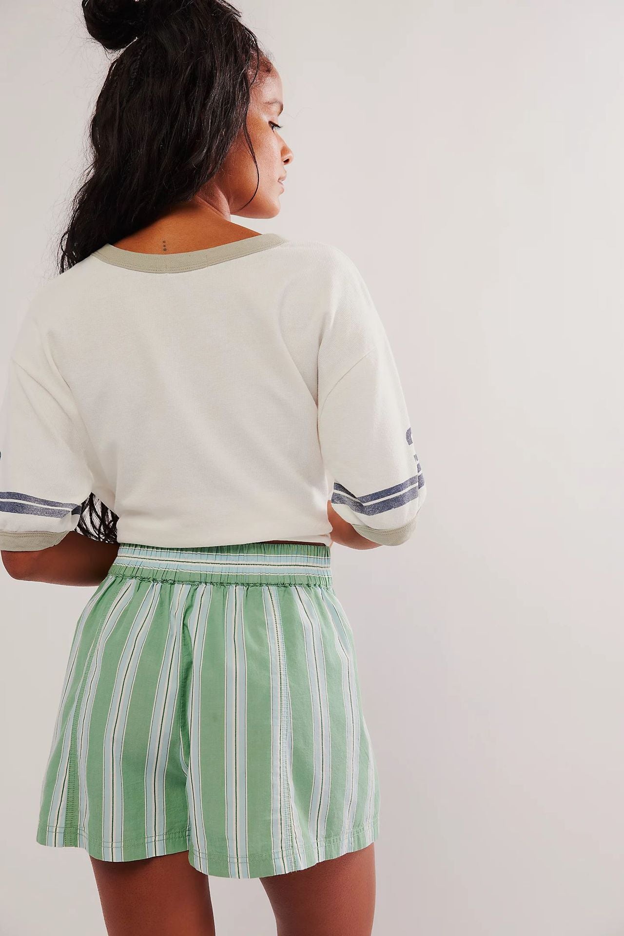 Short décontracté à rayures pour femme