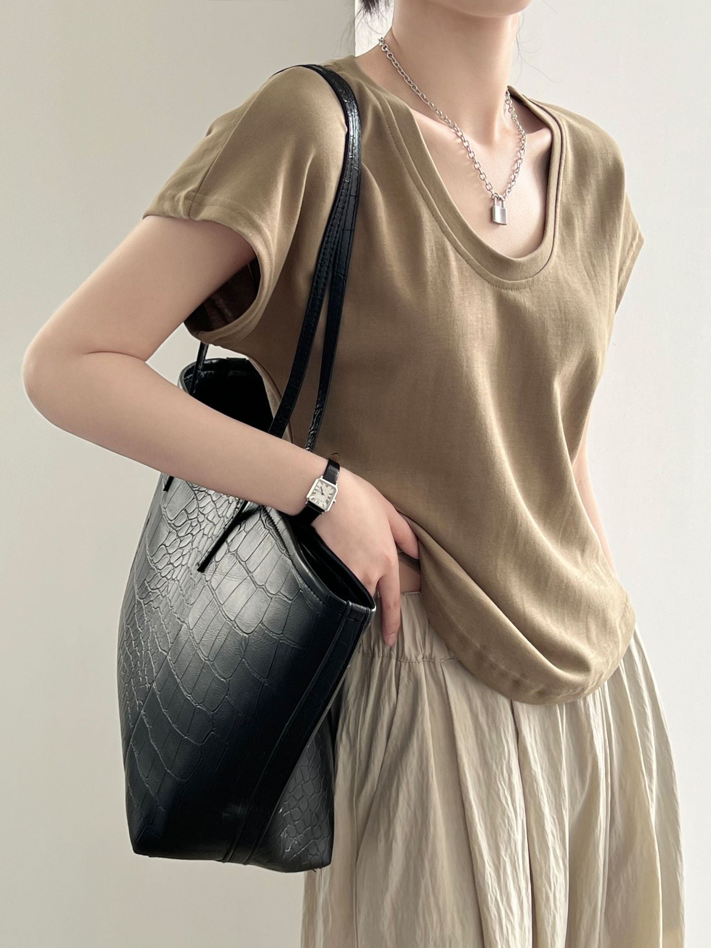 3D U-Neck Short Sleeve Wide-Sleeve Slimming T-Shirt for Women