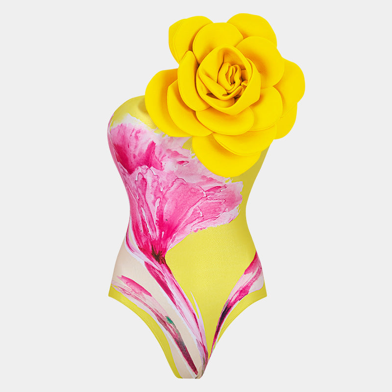 Schlankmachendes Badeanzugkleid mit großem Blumendruck