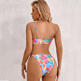 Rückenfreier Bikini-Badeanzug mit Blumenmuster und Schlitz